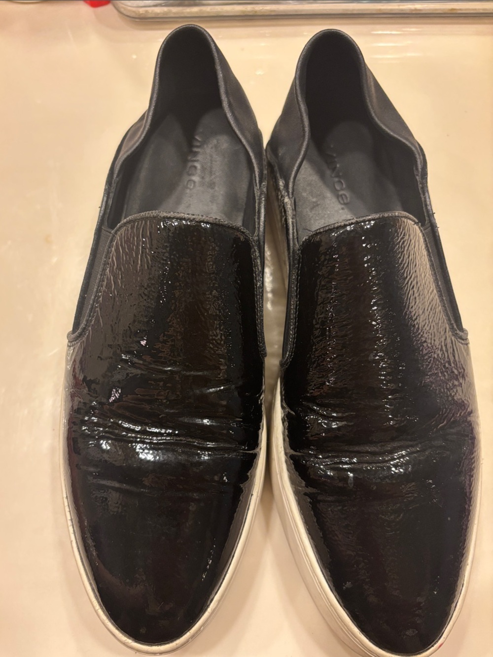 Vince shiny ✨ patent leather Black Slip-On Casual Sneakers